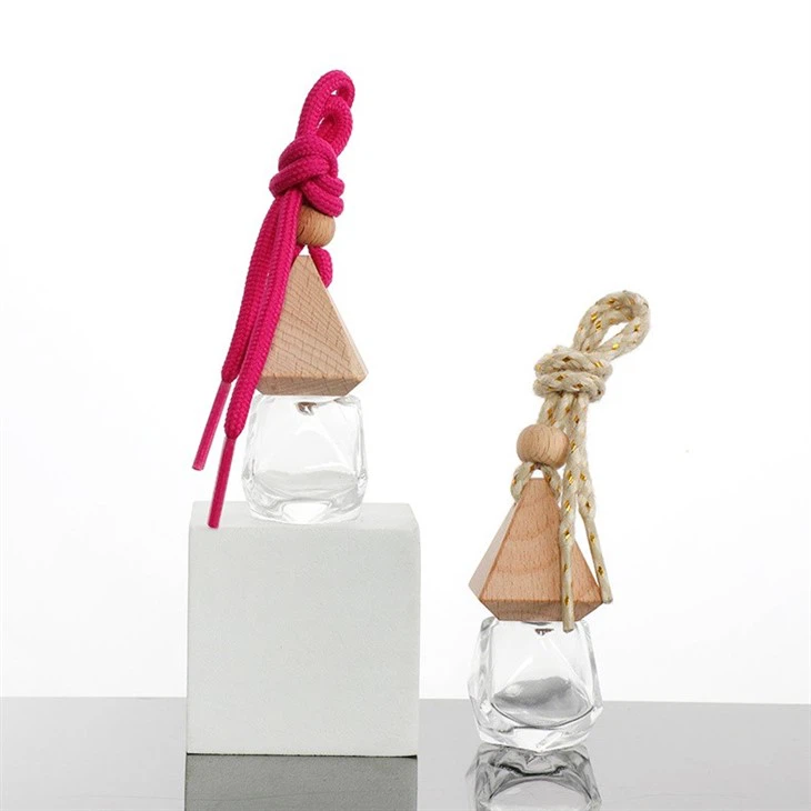 empty cosmetic bottles with cover